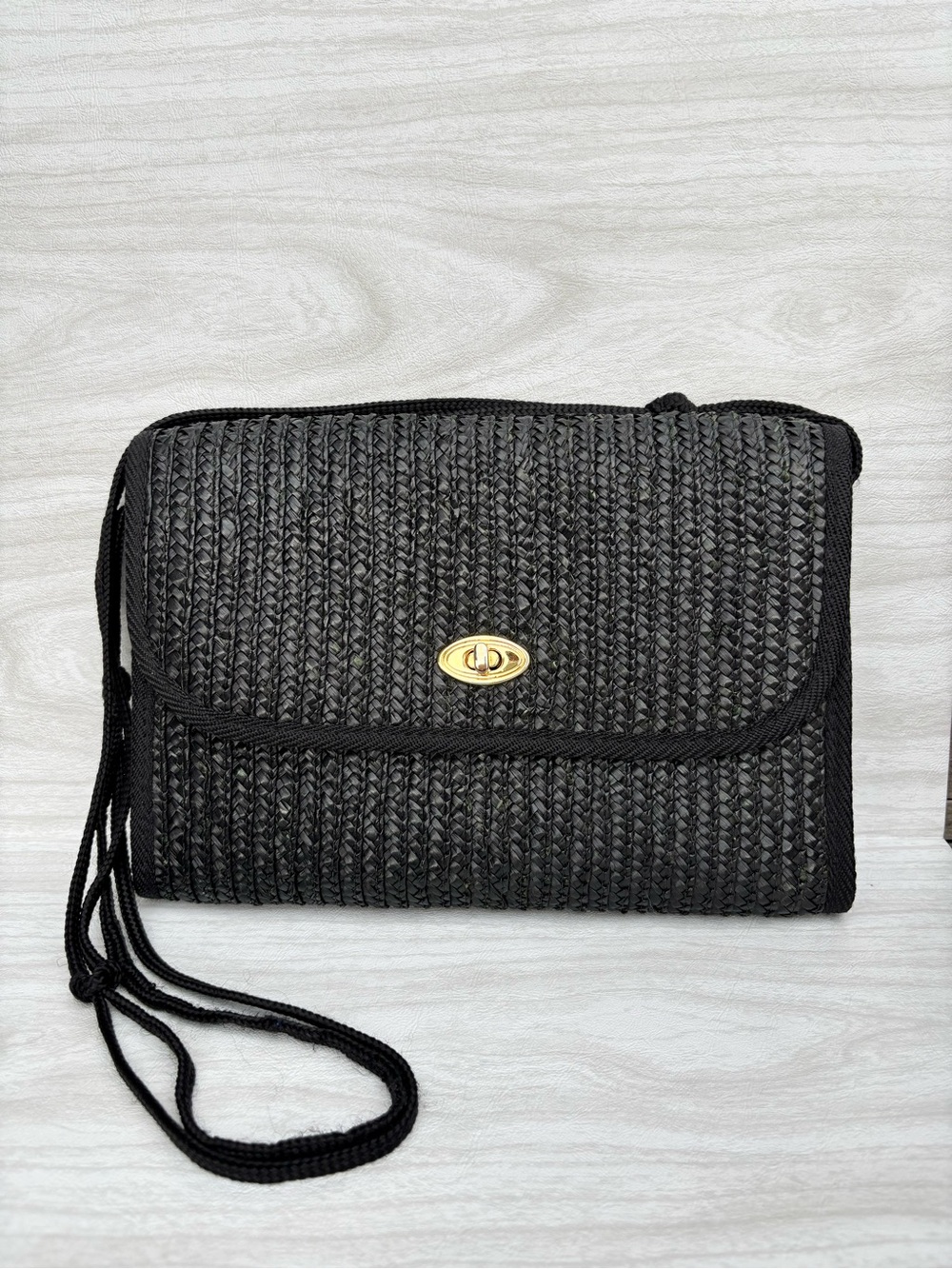 Vintage Waves by Tandem Bag Black Straw Clutch/Crossbody